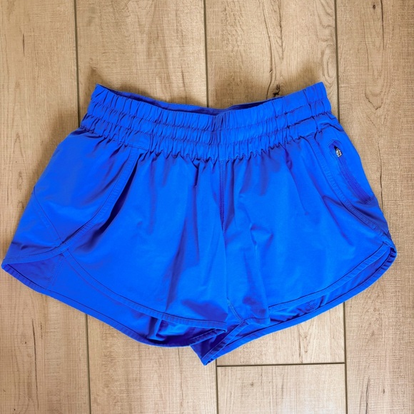 Lululemon Tracker Short V Shorts Wild Bluebell - Picture 1 of 4